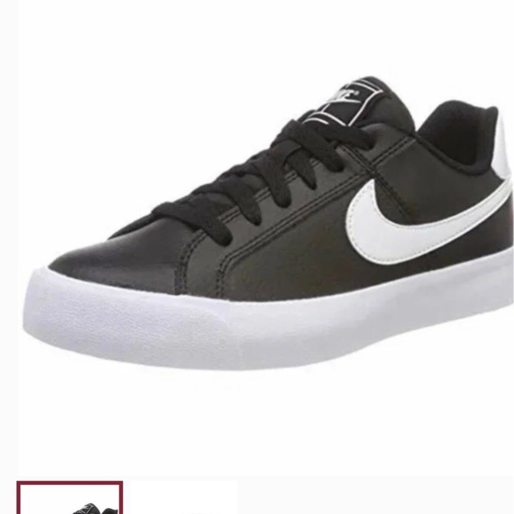 Nike Court royal shoes